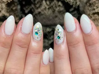 ショート カラー ネイル ネイルサロン リリーブランシュ所属・森 瑞紀のネイルデザイン