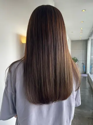 セミロング sharon所属・おせ ちさとのヘアスタイル