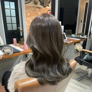 カラー 小見 ひなののヘアスタイル