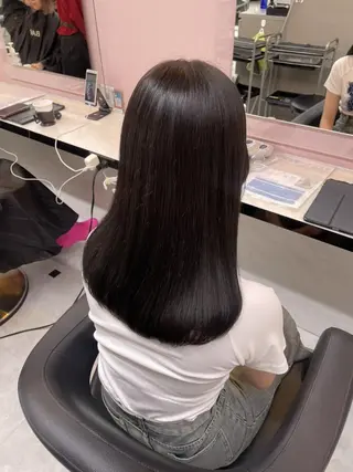 カラー トレンドスタイル💘 透明感ヘアのヘアスタイル