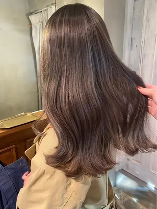ミディアム カラー mana♡透明感 カラー/縮毛矯正🫧のヘアスタイル