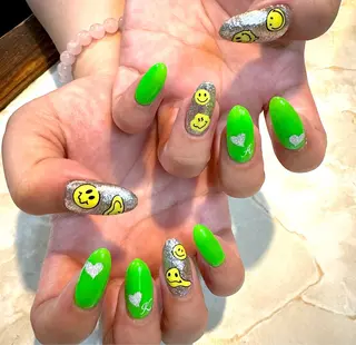 ネイル SHINee 袖ヶ浦のネイルデザイン