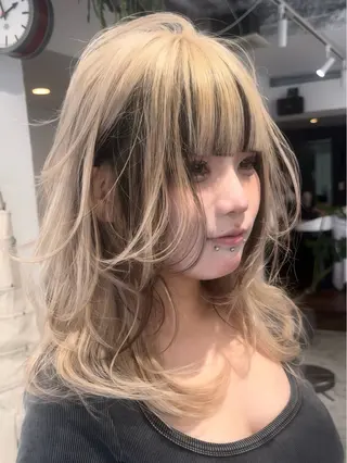 セミロング Maison所属・レイヤーカット 海老原寛大のヘアスタイル