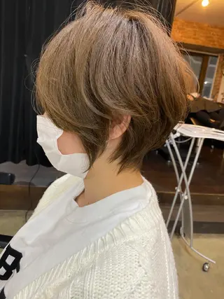 ショート PLUG hairdesignのヘアスタイル