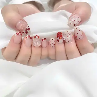 ネイル Kanon 🤍のネイルデザイン