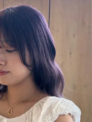 セミロング カラー FILMS所属・FILMS 銀座店 Mikotoのヘアスタイル