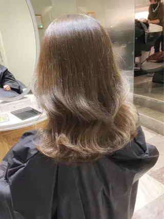 ミディアム カラー レイヤーカット/ 顔周り 五島巨幹のヘアスタイル