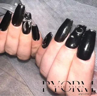 ネイル nailsalon PYORM.ピョルムのネイルデザイン