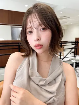 ショート カラー 小顔ボブ jilblanカホのヘアスタイル