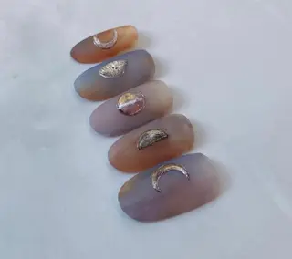 ネイル nail atelier new moon所属・森 貴子のネイルデザイン