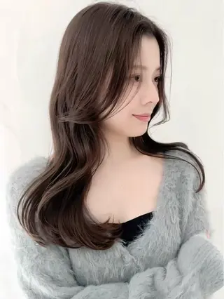 セミロング カラー 🤍柴谷 美月🤍 透明感カラー/パーマのヘアスタイル