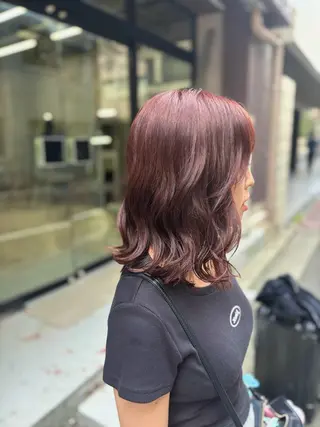 ミディアム Moanin'所属・さが あゆかのヘアスタイル