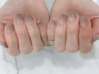 ネイル ネイル＆フラワーサロン〜Ri✦hiro〜鳥栖店所属・HIRATA RIEのネイルデザイン