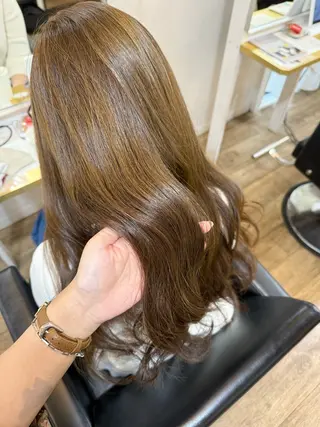 ロング カラー みやび🫧髪質改善 🫧透明感カラー🫧のヘアスタイル