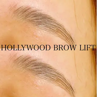 アイブロウ Well moon 🌙岩部のマツエク・マツパデザイン