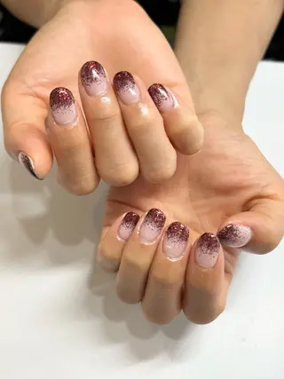 ネイル Blue Reef 四谷三丁目所属・たかの はづきのネイルデザイン