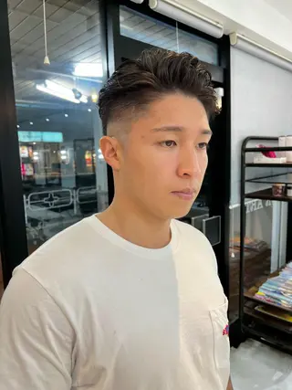 ショート パーマ ダメージレスブリーチ /艶髪/横須賀智也のヘアスタイル