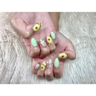ネイル Nail salon LuaRのネイルデザイン