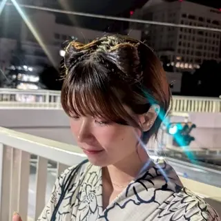 ショート ヘアアレンジ 彩桜/艶カラー/小顔 に見せるカット✂のヘアスタイル