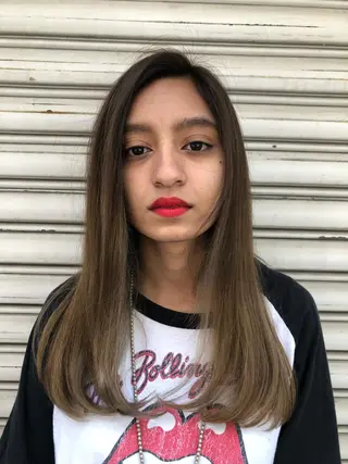 ロング salowin 原宿 aroa所属・韓国／ハッシュカット ／透明感カラー／金野のヘアスタイル