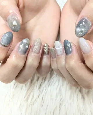 ネイル 會田 瑠衣のネイルデザイン