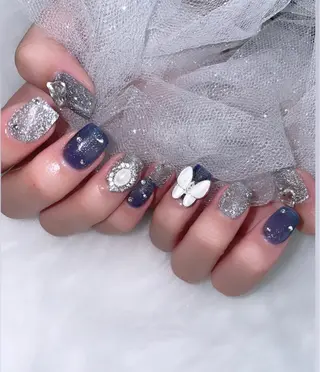 ネイル 高草木 桃香のネイルデザイン