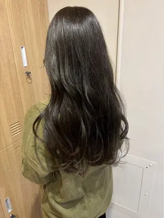 ロング LOREN＋透明感 オリーブhirokoのヘアスタイル