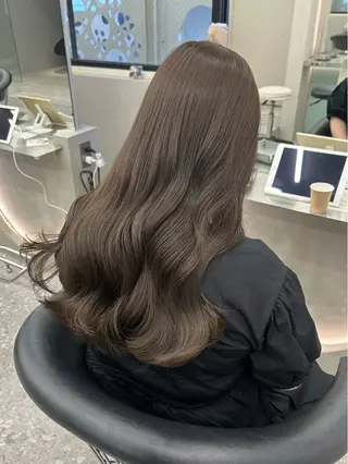 ミディアム カラー ヘアアレンジ fumika🎀 韓国ヘア×ベージュのヘアスタイル