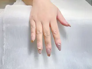 ネイル スカルプ長さ出し専門店　MIMI nailsalon 上野店所属・RIN Amiのネイルデザイン