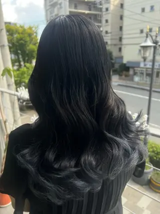 カラー 羽根 ひなののヘアスタイル