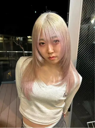ミディアム カラー ヘアアレンジ Null原宿店所属・鈴木 華奈のヘアスタイル