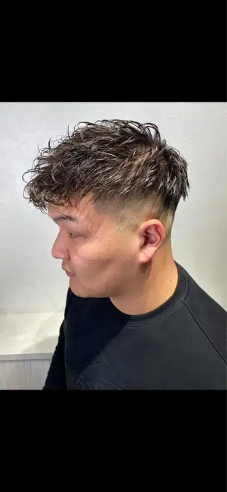 メンズ ✨デザインカラー✨ ✂️kouki✂️のヘアスタイル