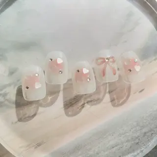 ネイル essence所属・pétit maakoのネイルデザイン
