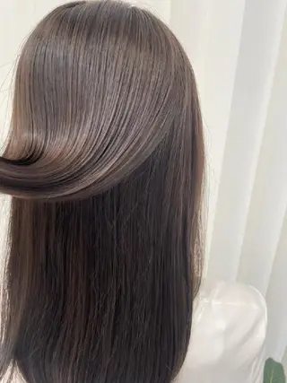 ミディアム カラー HONEY渋谷 髪質改善/レイヤーのヘアスタイル