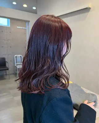 セミロング 山元 くるみのヘアスタイル