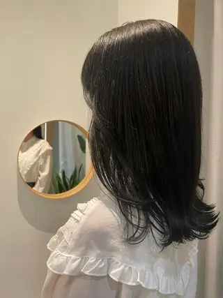 ミディアム カラー ミウラ サクラコのヘアスタイル