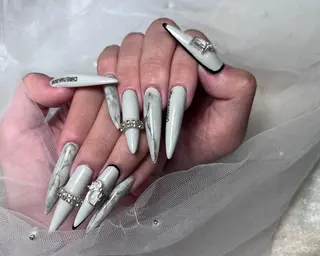 ネイル ToliyDeliy akemiのネイルデザイン