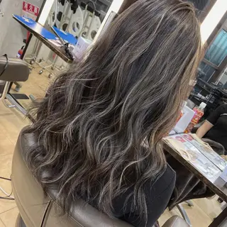 ロング lien ヒジリのヘアスタイル