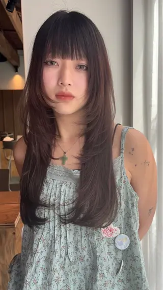 ロング 三浦 ふたばのヘアスタイル