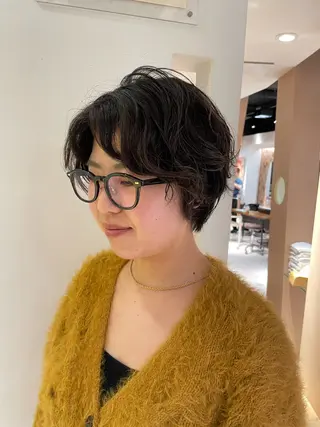 ショート パーマ 吉永 琴香のヘアスタイル