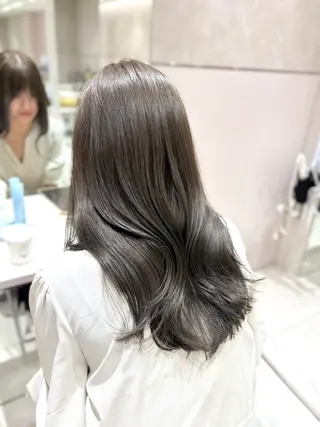 ロング カラー ✨韓国風レイヤー/ 透明感カラー🩶りくのヘアスタイル