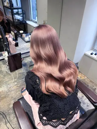 ロング カラー ハイトーン･髪質改善 MIOKAのヘアスタイル