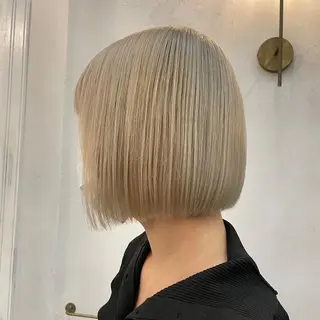ショート カラー 津崎 未夢のヘアスタイル