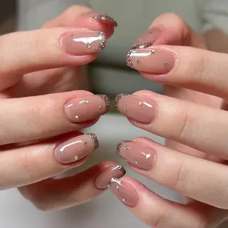 ネイル REHTOF |朝7時Open☀️のネイルデザイン