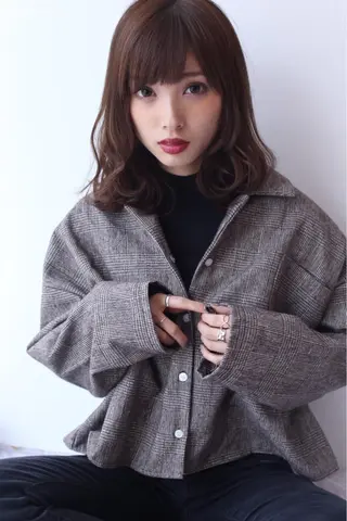ミディアム カラー 服部 樹季のヘアスタイル