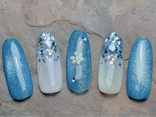 ネイル マジックミラー所属・マジック ミラーのネイルデザイン