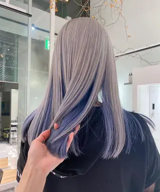 ロング カラー mao/天神ブリーチ ハイトーンカラーのヘアスタイル