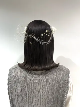 ミディアム ヘアアレンジ 青沼夏未/オリーブ/ 寒色カラーのヘアスタイル