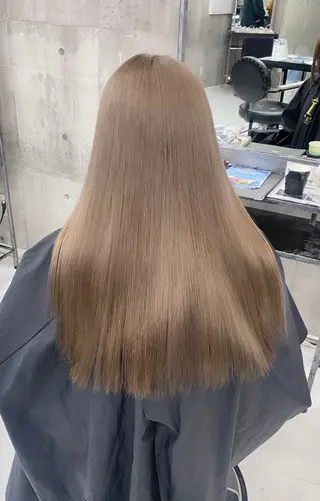 ロング カラー ヘアアレンジ メンズ のん🎀ハイトーン/ レイヤーカット🐳のヘアスタイル