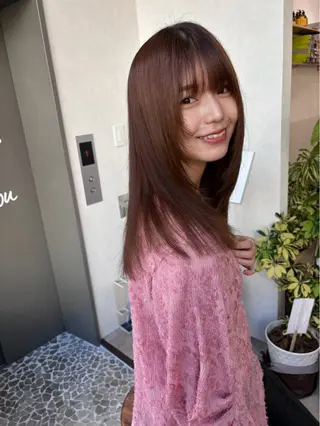 セミロング i’ll 夏希のヘアスタイル